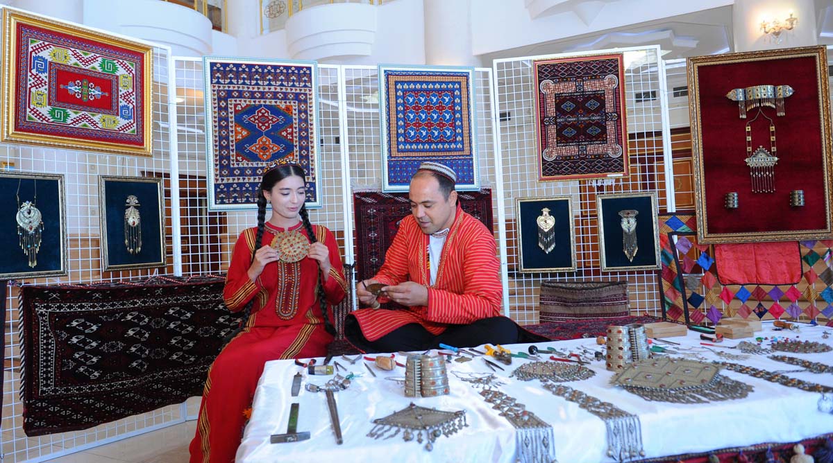 Me­de­ni­ýet hep­de­li­gi — 2025: bä­şin­ji gün